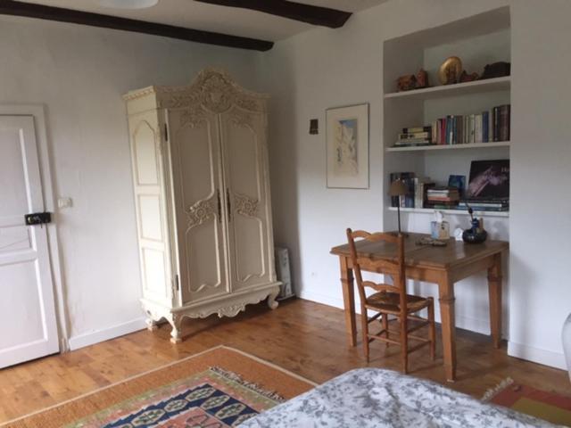 Bed and Breakfast Le Couvent Saint-Just-sur-Viaur Exterior foto